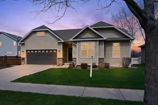 2674 Sweet Sparrow Pl, Sun Prairie, WI 53590 - Photo 1