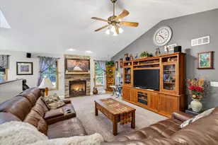 3215 Conservancy Estates Ln, Sun Prairie, WI 53590 - Photo 11