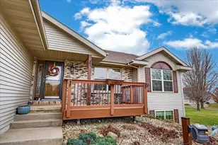 3215 Conservancy Estates Ln, Sun Prairie, WI 53590 - Photo 7