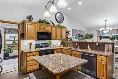 3215 Conservancy Estates Lane, Sun Prairie, WI 53590 - Photo 19