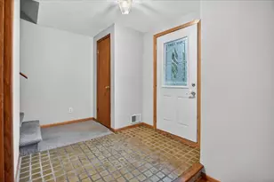 214 Grand Canyon Dr, Madison, WI 53705 - Photo 13