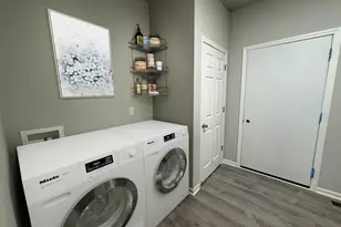 821 James Ave, Belleville, WI 53508 - Photo 19