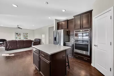 301 Hallmark Way, Sun Prairie, WI 53590 - Photo 7