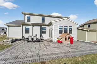 301 Hallmark Way, Sun Prairie, WI 53590 - Photo 45
