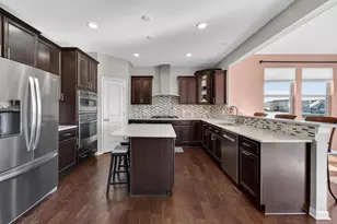 301 Hallmark Way, Sun Prairie, WI 53590 - Photo 5
