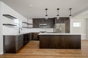 7710 Stones Throw Dr, Madison, WI 53719 - Photo 5