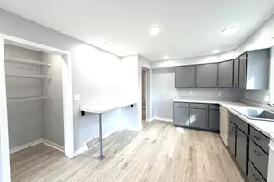 315 E Lacrosse St, Tomah, WI 54660 - Photo 7