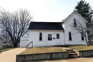 315 E Lacrosse St, Tomah, WI 54660 - Photo 1