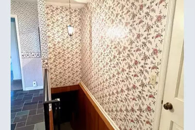 150 Hillcrest Circle, Sun Prairie, WI 53590 - Photo 7