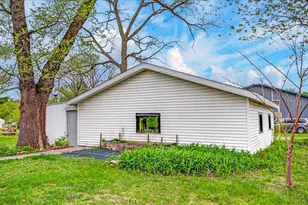 510 Scott St, Mazomanie, WI 53560 - Photo 15