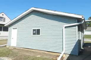 109 E Dodge St, Ridgeville, WI 53533 - Photo 9