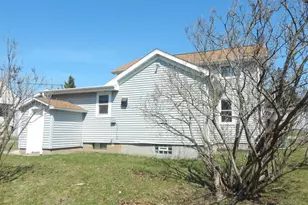109 E Dodge St, Ridgeville, WI 53533 - Photo 11