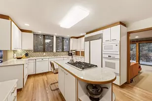 209 Saratoga Cir, Madison, WI 53705 - Photo 23