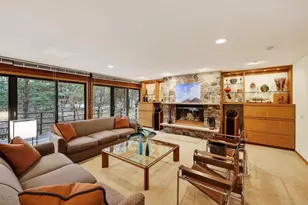 209 Saratoga Cir, Madison, WI 53705 - Photo 7