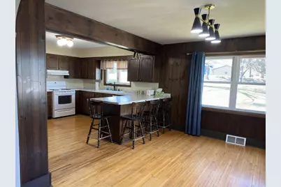 124 Juneau Street, Horicon, WI 53032 - Photo 9