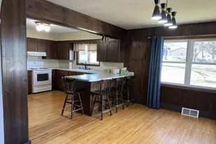 124 Juneau St, Horicon, WI 53032 - Photo 9