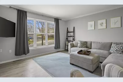 6533 Urich Terrace, Madison, WI 53719 - Photo 3