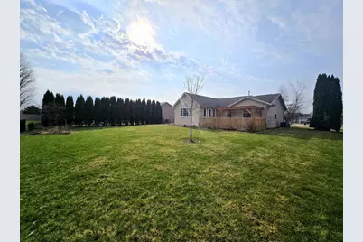 4295 Kingsford Drive, Janesville, WI 53546 - Photo 9