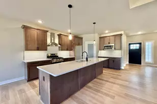 820 N Waveland Rd, Janesville, WI 53548 - Photo 7