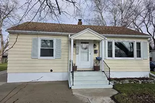 1024 S Main St, Jefferson, WI 53549 - Photo 1