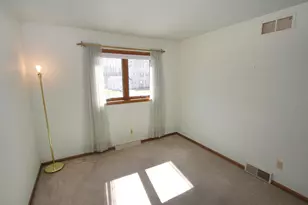 614 Engelhart Dr, Madison, WI 53713 - Photo 19