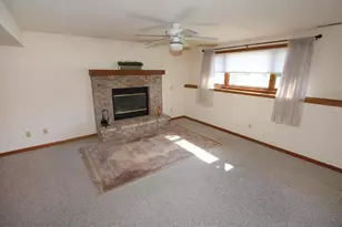 614 Engelhart Dr, Madison, WI 53713 - Photo 29