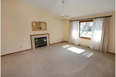 614 Engelhart Drive, Madison, WI 53713 - Photo 3