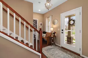 1 Matson Ct, Mcfarland, WI 53558 - Photo 3