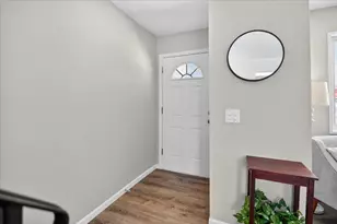 4712 Jenewein Rd, Madison, WI 53711 - Photo 7
