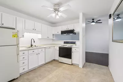 703 Kottke Drive, Madison, WI 53719 - Photo 9