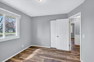 1841 S Walnut St, Janesville, WI 53546 - Photo 15