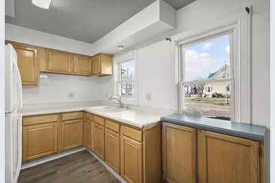 433 S Jackson Street, Janesville, WI 53548 - Photo 11