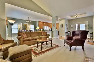 21 Settler Hill Cir, Madison, WI 53717 - Photo 7