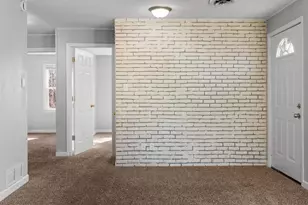 901 Brewster Ave, Beloit, WI 53511 - Photo 9