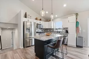 676 Porter Rd, Janesville, WI 53536 - Photo 11