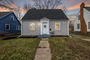 1306 W Wisconsin St, Portage, WI 53901 - Photo 3