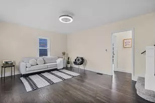 1306 W Wisconsin St, Portage, WI 53901 - Photo 5