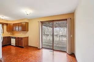 5800 Tudor Dr, Fitchburg, WI 53711 - Photo 9