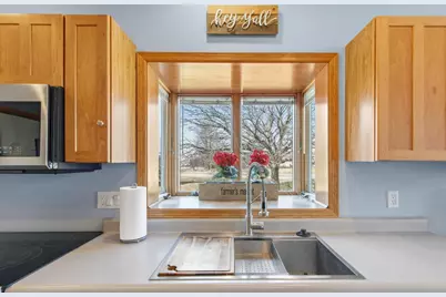 7776 US Highway 51, DeForest, WI 53532 - Photo 11