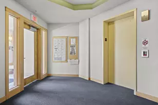 1037 Williamson St, Madison, WI 53703 - Photo 33