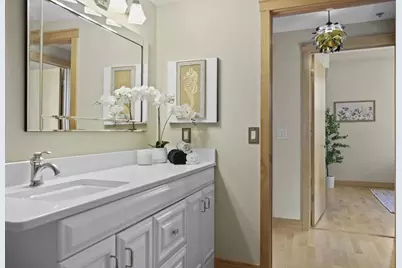 1037 Williamson Street #107, Madison, WI 53703 - Photo 25