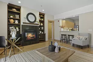 1037 Williamson St, Madison, WI 53703 - Photo 3