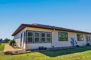 623 Saddle Ridge, Portage, WI 53901 - Photo 9