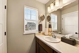 6124 Ragan St, Madison, WI 53718 - Photo 13