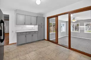 1806 Sachtjen St, Madison, WI 53704 - Photo 7