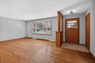 1806 Sachtjen St, Madison, WI 53704 - Photo 3