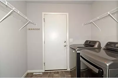 6137 Driscoll Drive, Madison, WI 53718 - Photo 15