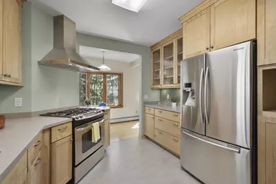 2529 Gregory Street, Madison, WI 53711 - Photo 9