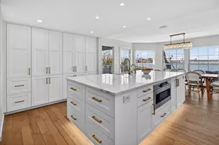 32 Fuller Ct, Madison, WI 53704 - Photo 11