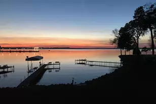 32 Fuller Ct, Madison, WI 53704 - Photo 9